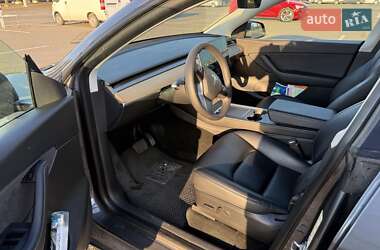 Позашляховик / Кросовер Tesla Model Y 2021 в 