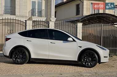 Внедорожник / Кроссовер Tesla Model Y 2023 в 