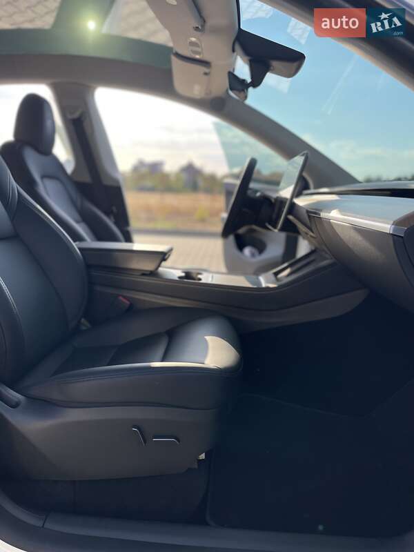 Внедорожник / Кроссовер Tesla Model Y 2023 в Одессе фото 11 Внедорожник / Кроссовер Tesla Model Y 2023 в Одессе