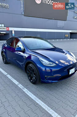 Tesla Model Y 2021