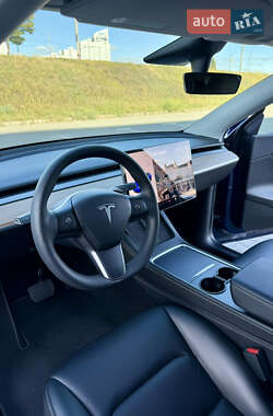 Позашляховик / Кросовер Tesla Model Y 2021 в 