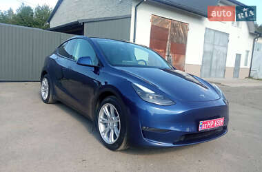 Внедорожник / Кроссовер Tesla Model Y 2021 в 