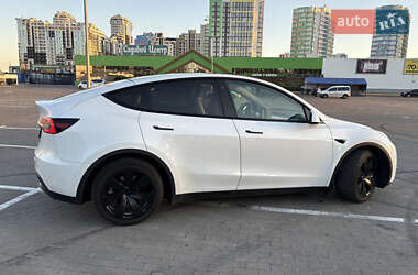 Позашляховик / Кросовер Tesla Model Y 2021 в 
