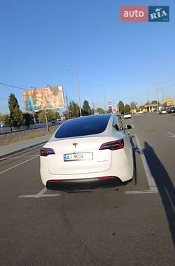 Позашляховик / Кросовер Tesla Model Y 2023 в 