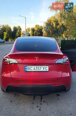 Внедорожник / Кроссовер Tesla Model Y 2021 в 