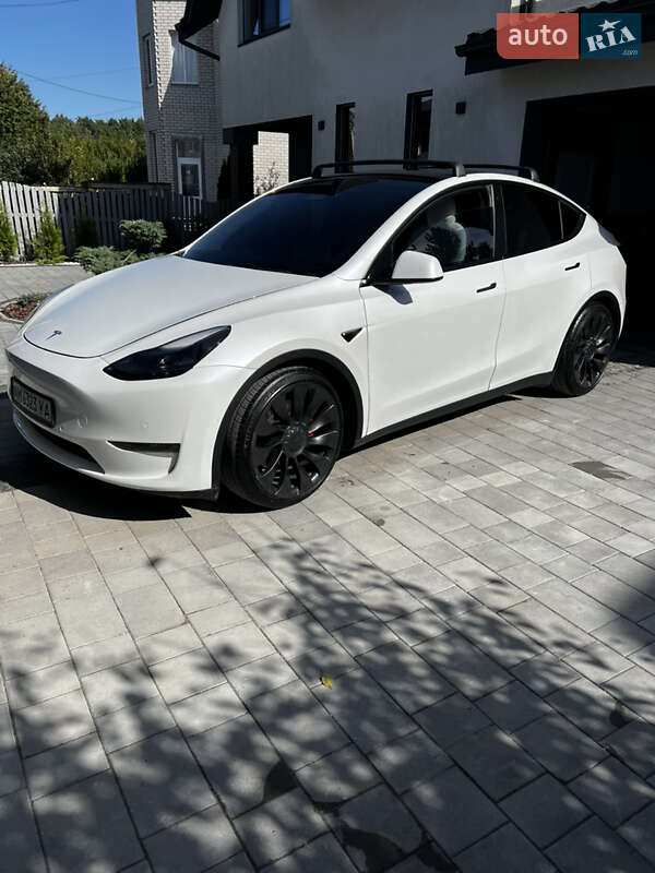 Внедорожник / Кроссовер Tesla Model Y 2022 в Житомире