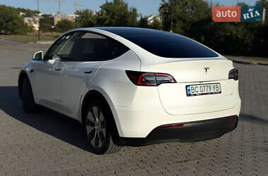 Позашляховик / Кросовер Tesla Model Y 2021 в 