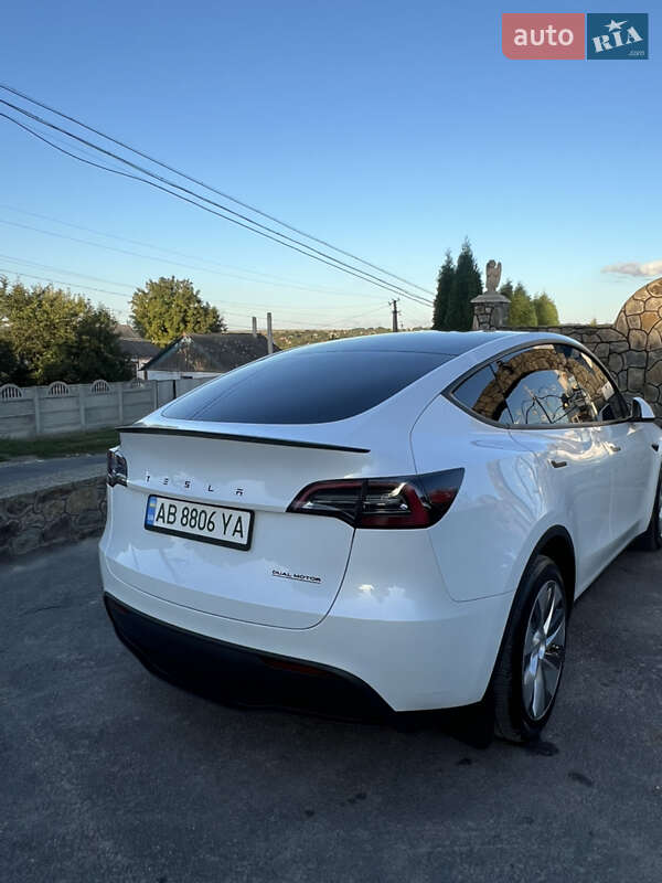 Позашляховик / Кросовер Tesla Model Y 2023 в Шаргороді