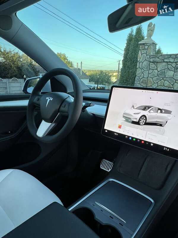 Позашляховик / Кросовер Tesla Model Y 2023 в Шаргороді