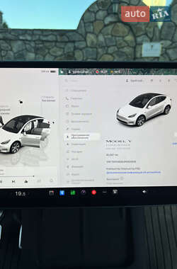 Внедорожник / Кроссовер Tesla Model Y 2023 в 