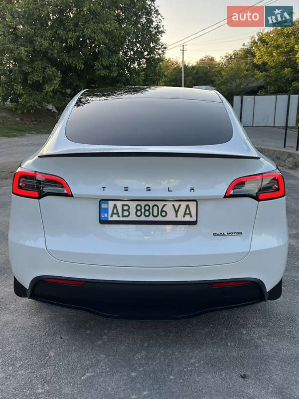 Позашляховик / Кросовер Tesla Model Y 2023 в Шаргороді