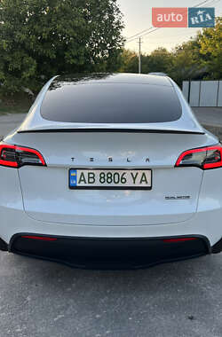 Внедорожник / Кроссовер Tesla Model Y 2023 в 