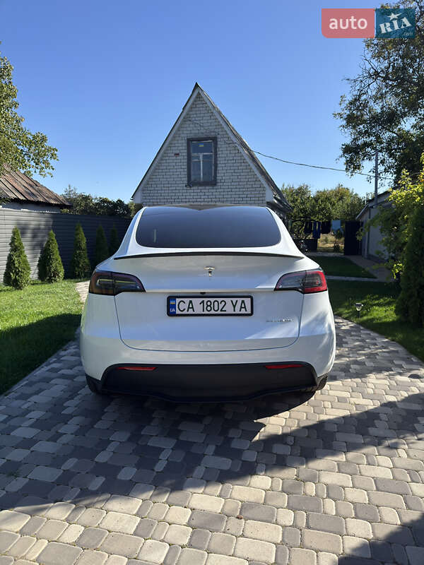 Позашляховик / Кросовер Tesla Model Y 2024 в Смілі