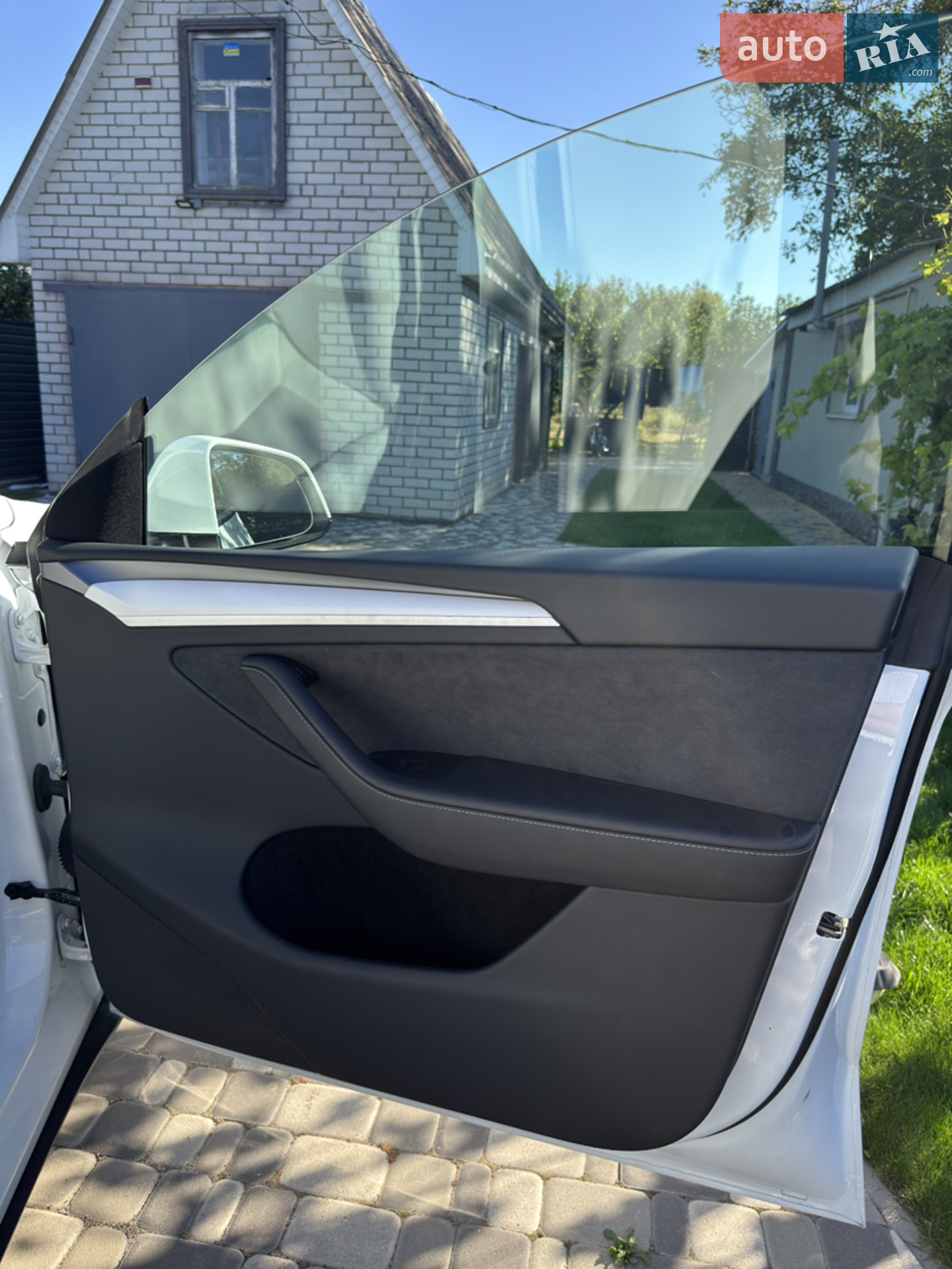 2024 Tesla Model Y - мініатюра 16