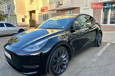 Внедорожник / Кроссовер Tesla Model Y 2021 в 