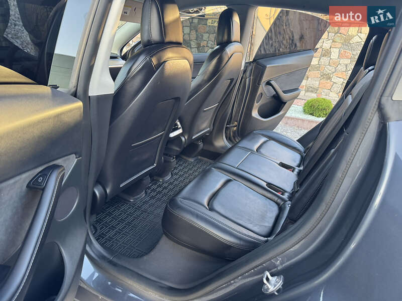 Внедорожник / Кроссовер Tesla Model Y 2022 в Бердичеве фото 34 Внедорожник / Кроссовер Tesla Model Y 2022 в Бердичеве