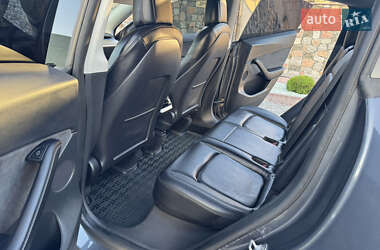 Внедорожник / Кроссовер Tesla Model Y 2022 в 
