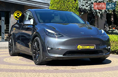 Tesla Model Y 2022