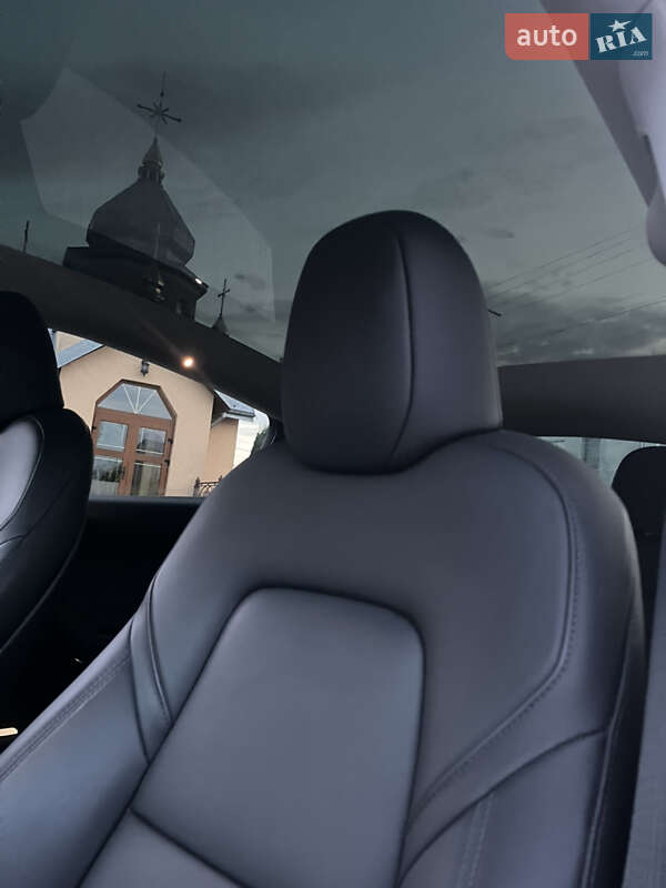 Внедорожник / Кроссовер Tesla Model Y 2022 в Львове