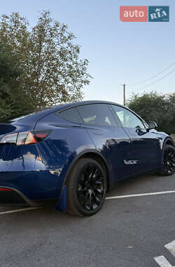 Позашляховик / Кросовер Tesla Model Y 2022 в 