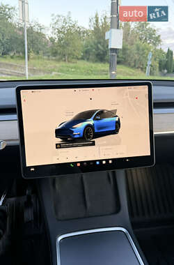 Позашляховик / Кросовер Tesla Model Y 2022 в 