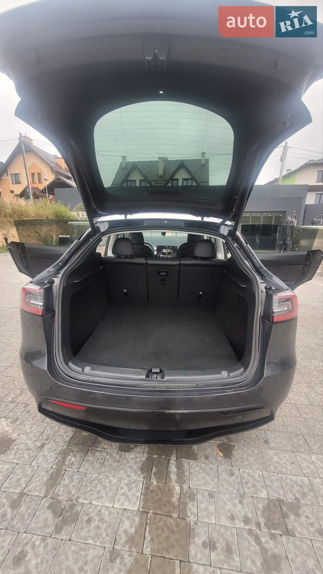 2024 Tesla Model Y - мініатюра 12
