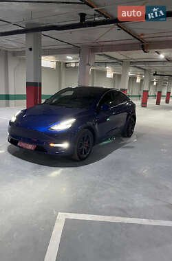 Внедорожник / Кроссовер Tesla Model Y 2024 в 