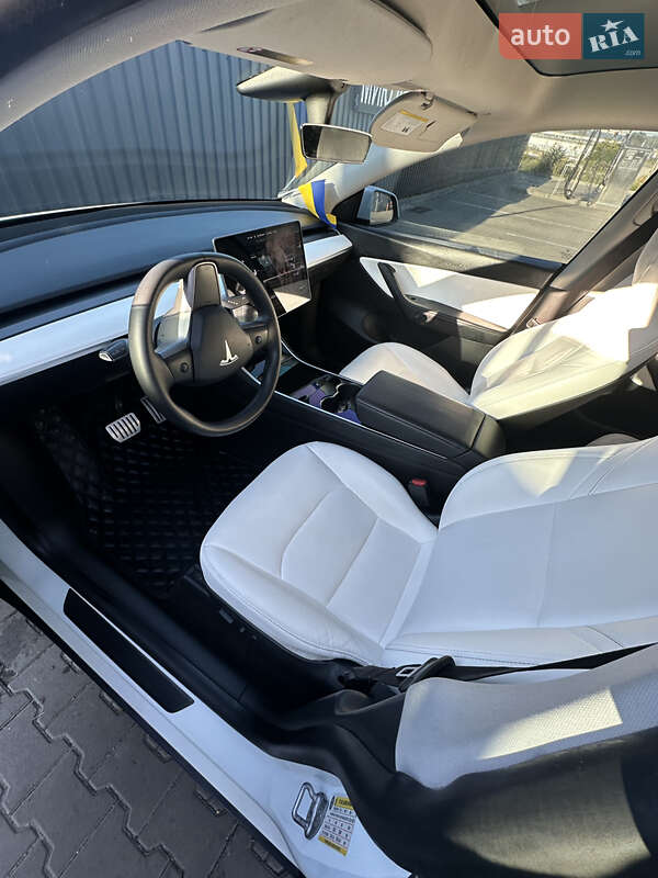 Внедорожник / Кроссовер Tesla Model Y 2020 в Софиевской Борщаговке