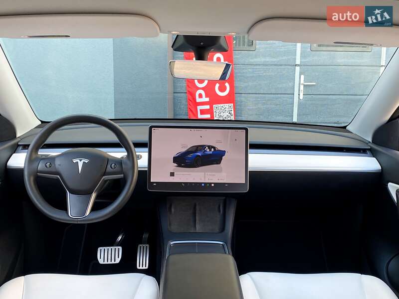 Внедорожник / Кроссовер Tesla Model Y 2022 в Киеве