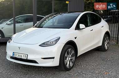 Внедорожник / Кроссовер Tesla Model Y 2021 в 