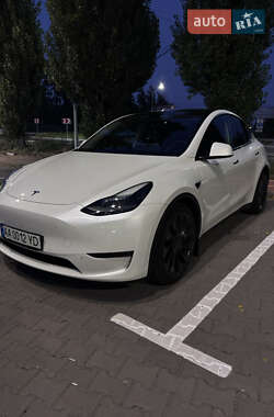 Tesla Model Y 2023