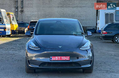 Tesla Model Y 2021