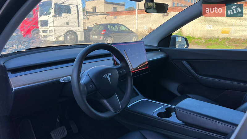 Внедорожник / Кроссовер Tesla Model Y 2021 в Луцке