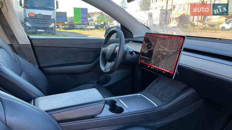 Внедорожник / Кроссовер Tesla Model Y 2021 в Луцке
