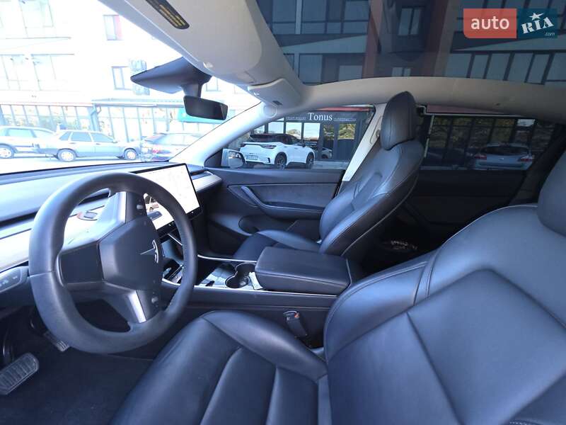 Позашляховик / Кросовер Tesla Model Y 2020 в Хмельницькому