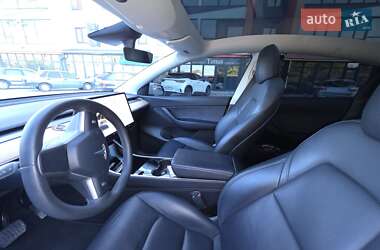 Позашляховик / Кросовер Tesla Model Y 2020 в 