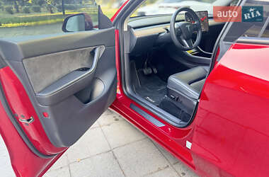 Внедорожник / Кроссовер Tesla Model Y 2020 в 
