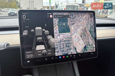Внедорожник / Кроссовер Tesla Model Y 2021 в 