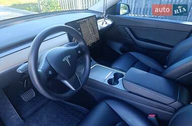 Позашляховик / Кросовер Tesla Model Y 2021 в 