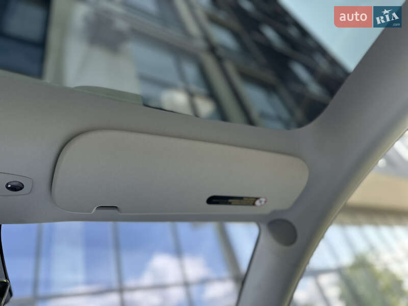 Позашляховик / Кросовер Tesla Model Y 2023 в Рівному