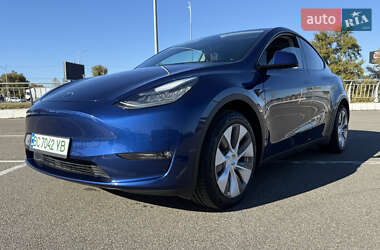 Внедорожник / Кроссовер Tesla Model Y 2020 в Киеве
