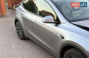 Внедорожник / Кроссовер Tesla Model Y 2025 в 