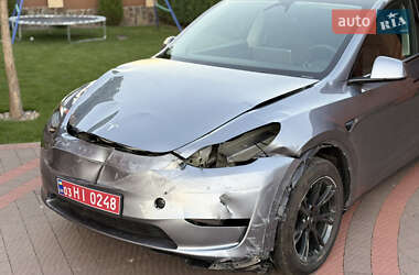 Внедорожник / Кроссовер Tesla Model Y 2025 в 