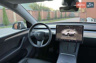 Внедорожник / Кроссовер Tesla Model Y 2025 в 