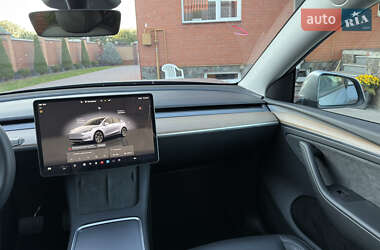 Внедорожник / Кроссовер Tesla Model Y 2025 в 
