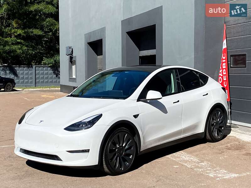 Внедорожник / Кроссовер Tesla Model Y 2022 в Киеве