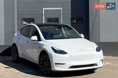 Tesla Model Y 2022