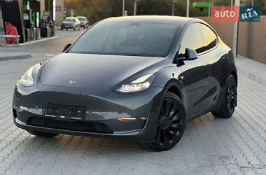 Tesla Model Y 2022