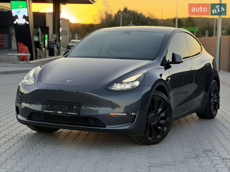 Позашляховик / Кросовер Tesla Model Y 2022 в Вінниці