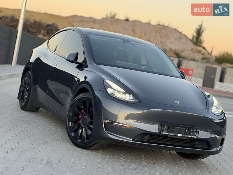 Позашляховик / Кросовер Tesla Model Y 2022 в Вінниці